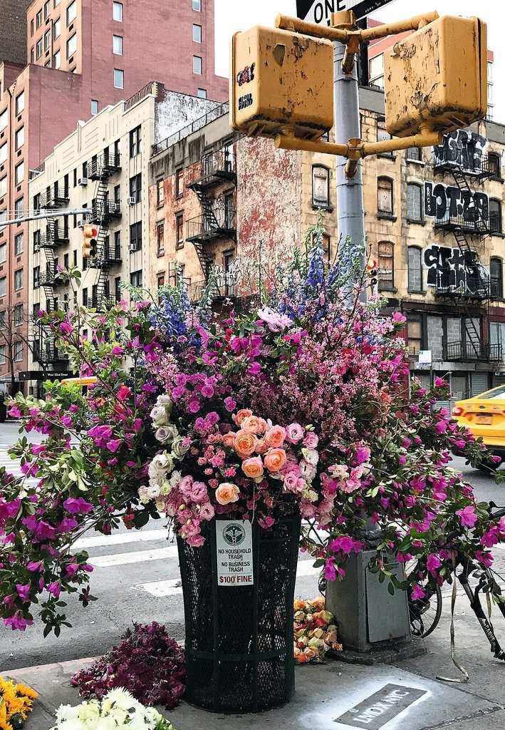 Flowers in New York Flower & Garden Jigsaw Puzzle