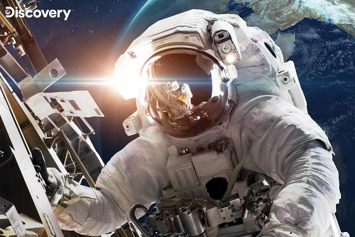 Astronaut Up Close - Discovery Space