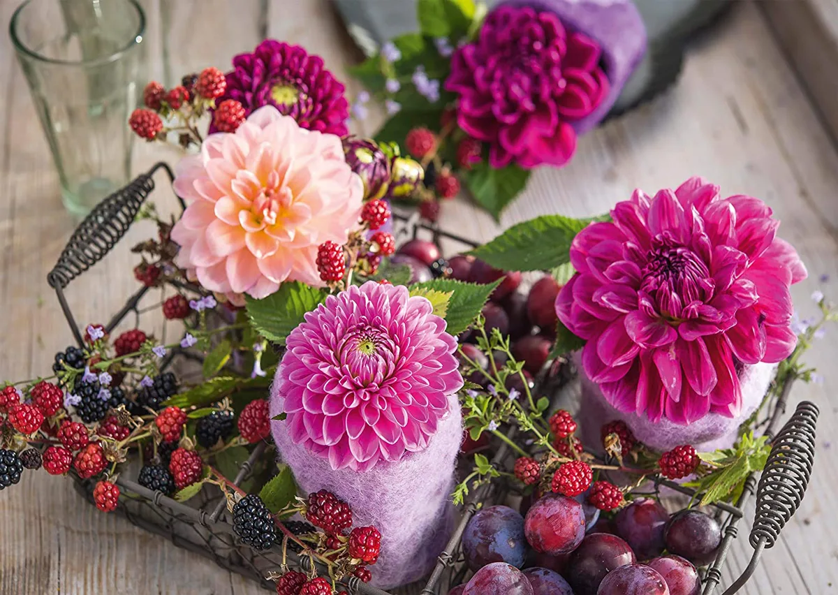 Berries and Flowers Flower & Garden