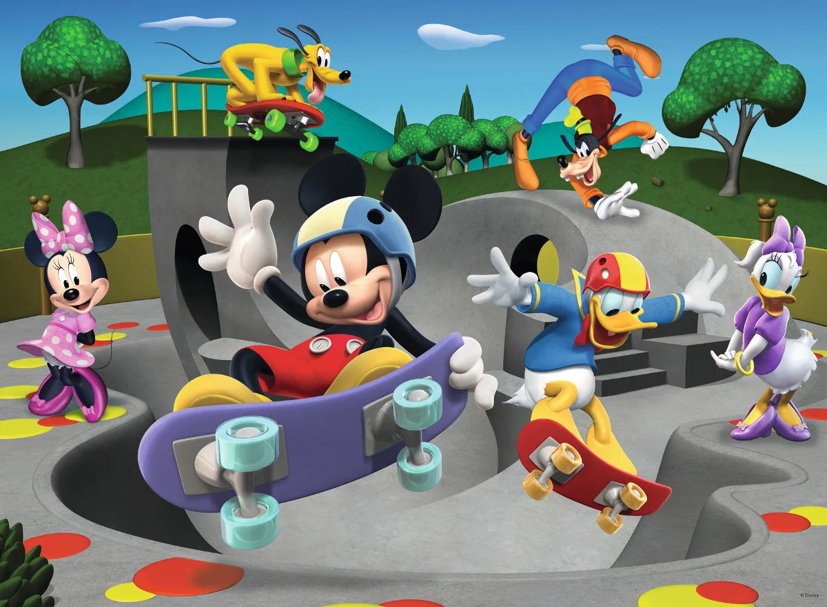 At the Skate Park (Mickey & Minnie) Movies & TV