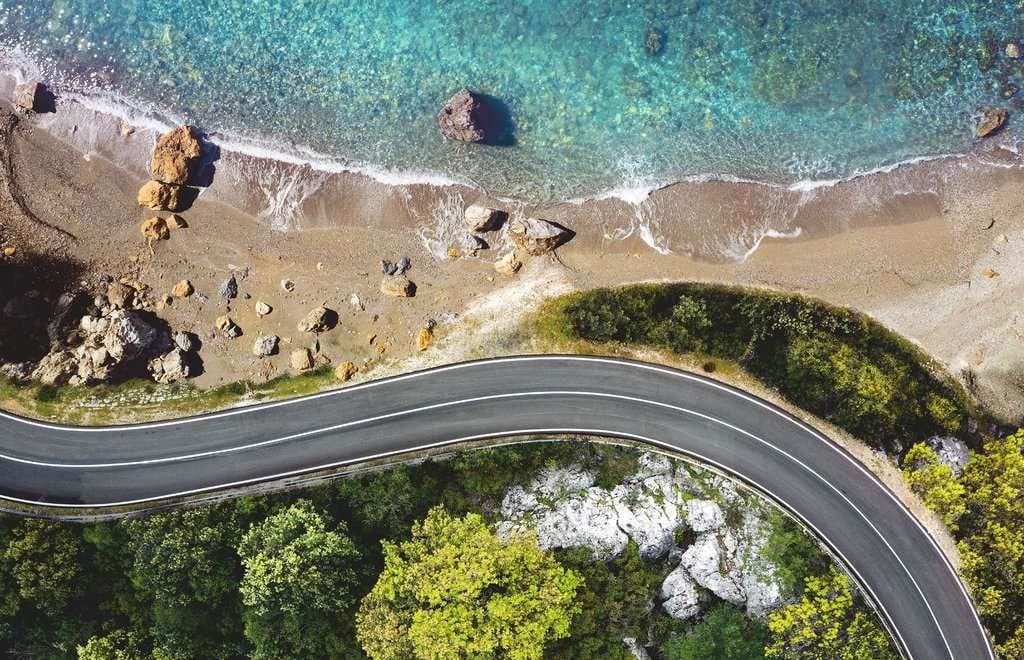 Puzzle Moments: Beach Road Beach & Ocean