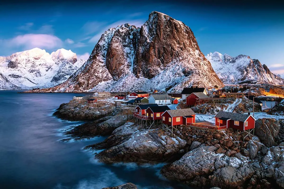 Hamnoy, Lofoten Mountain
