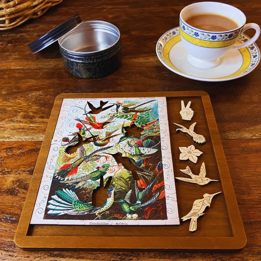 Hummingbirds - Mini Quarter Tin