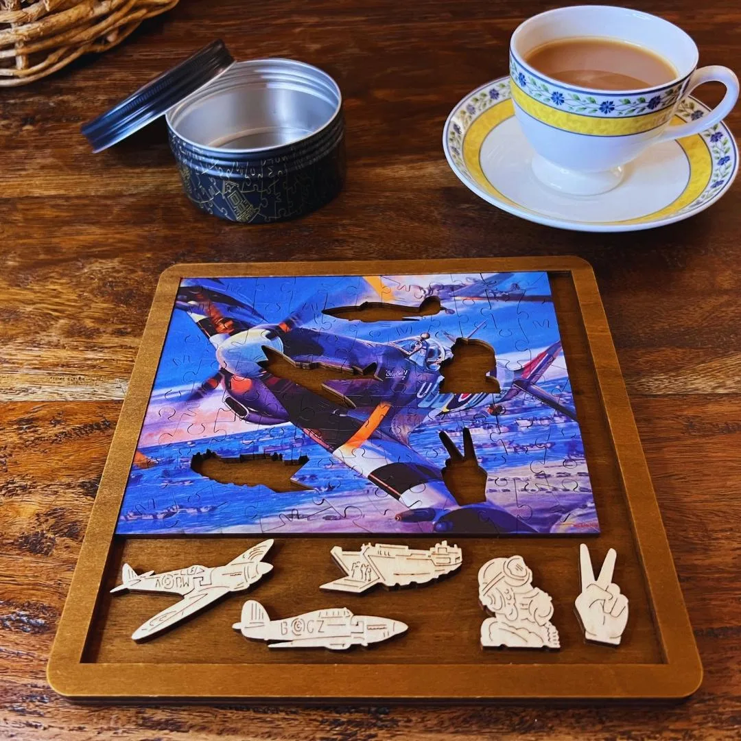 Wings Of Valour - Spifire Over Normandy - Mini Quarter Tin