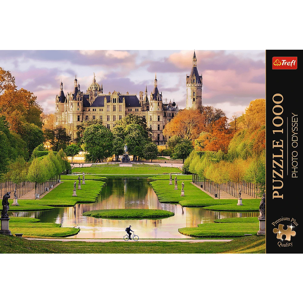 Premium Plus Schwerin Castle, Germany