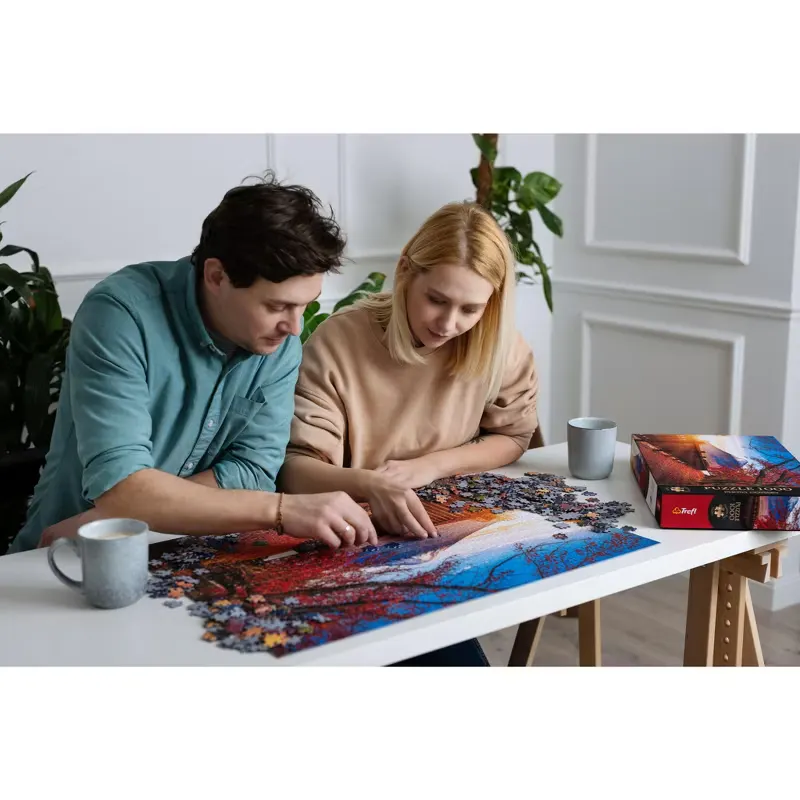 Trefl Premium Plus Colorful Peacock