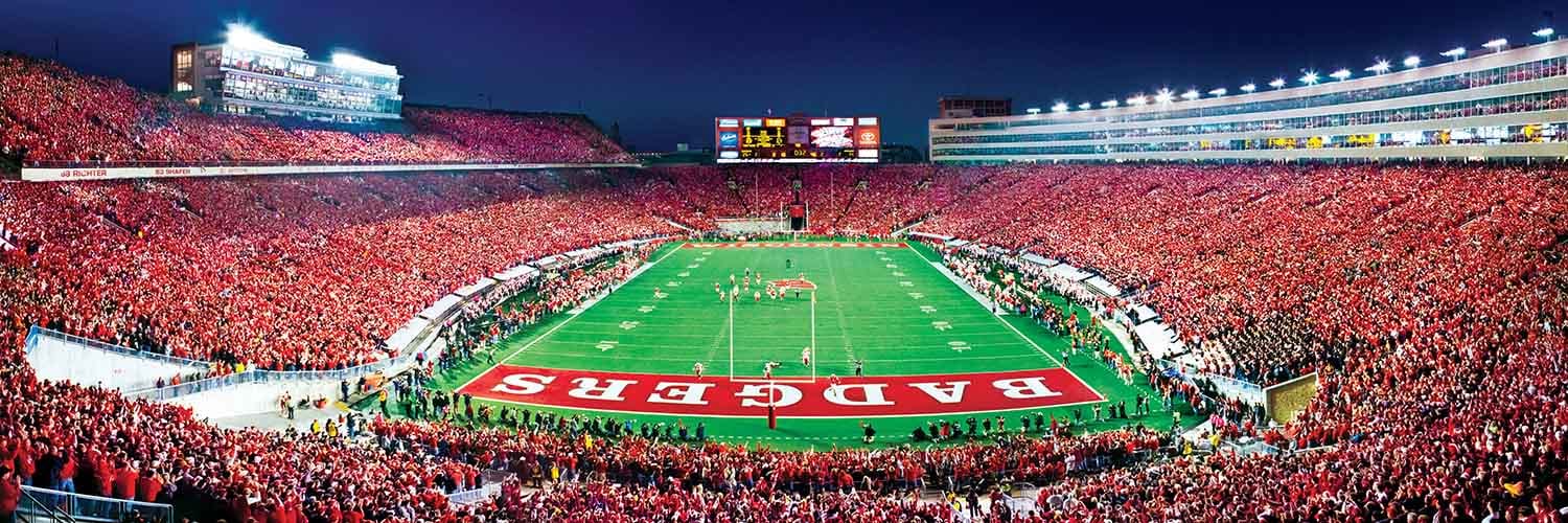 Wisconsin 1000 pc Pano End Zone Sports