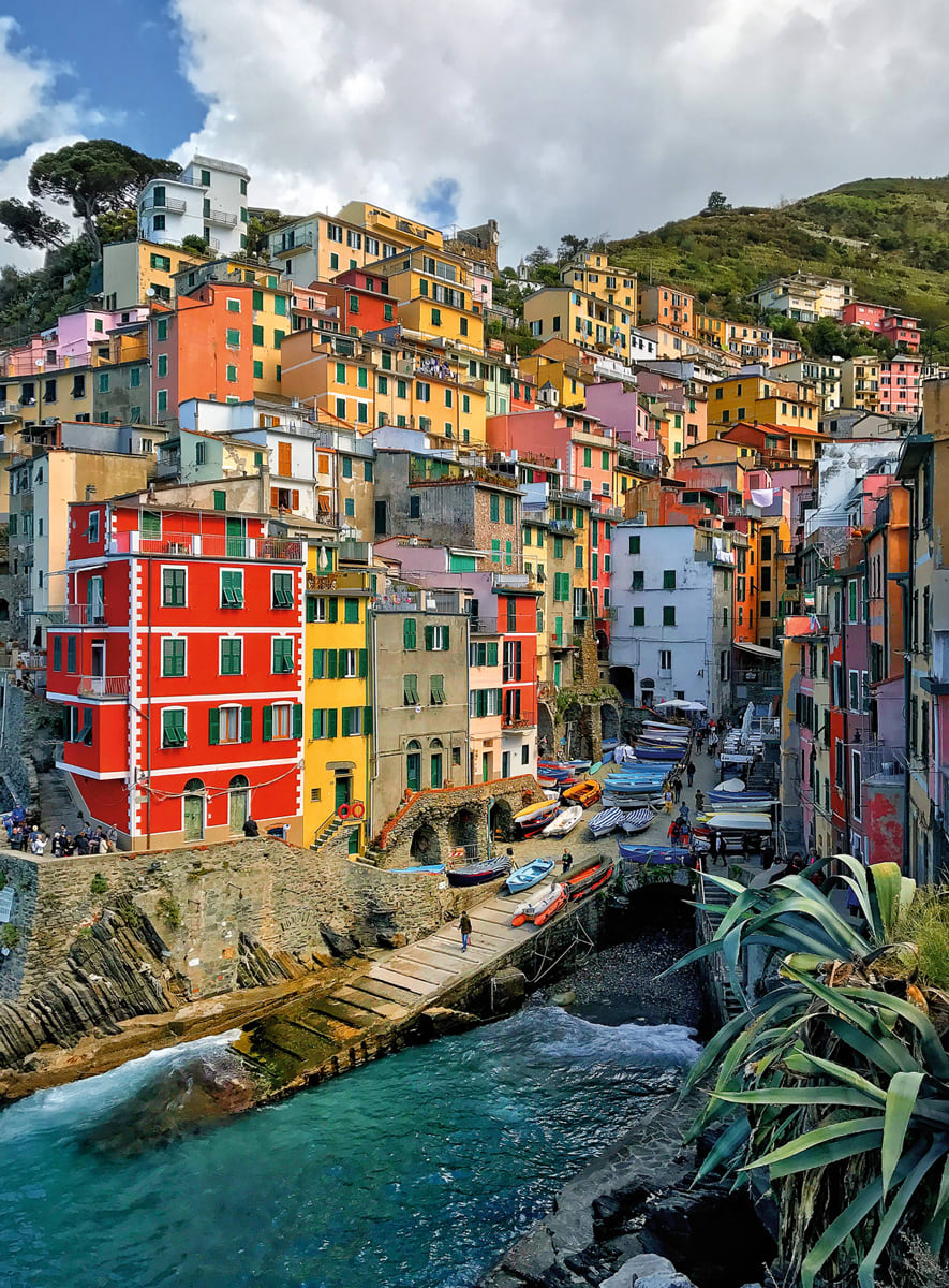 BLANC: Brights of Cinque Terre Italy