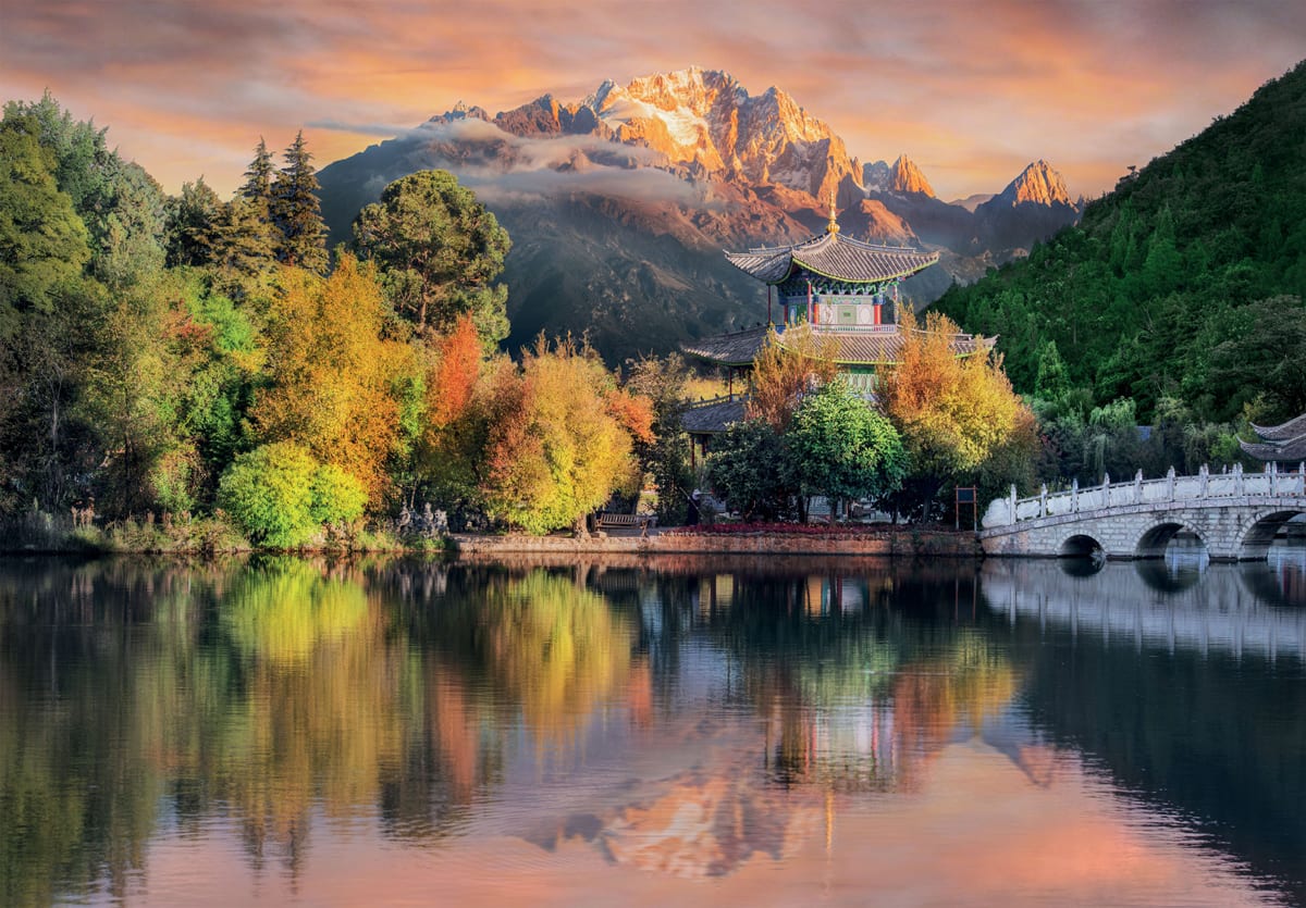 Lijiang View Mountain