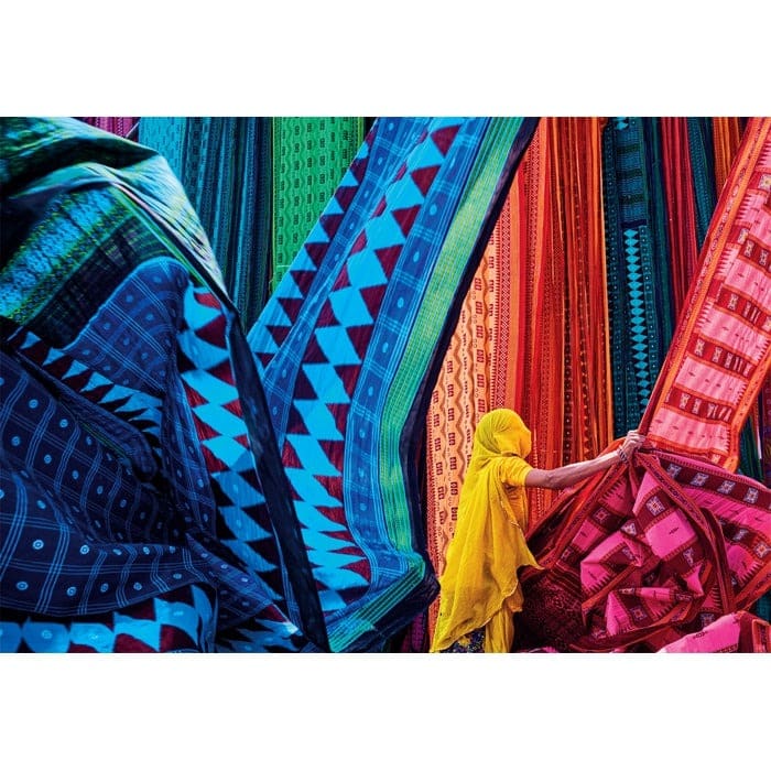 Fluttering Tissues - Compact Box