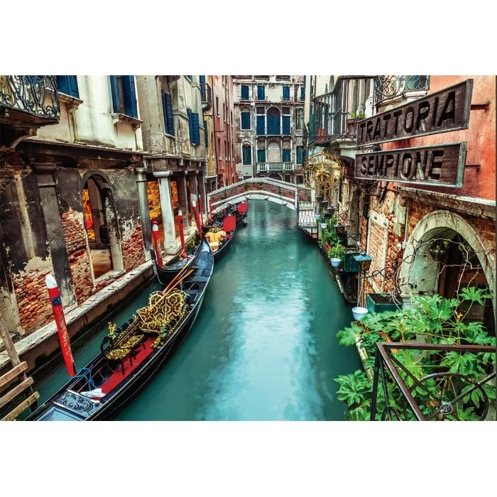 Venice Canal - Compact Box