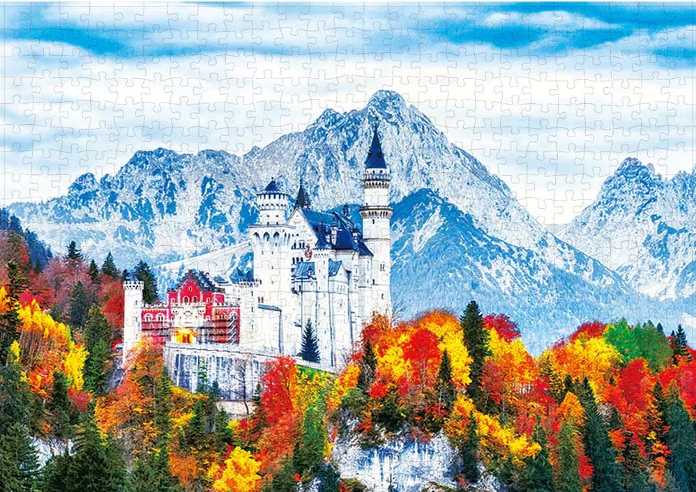 Neuschwanstein Castle in Fall Castle