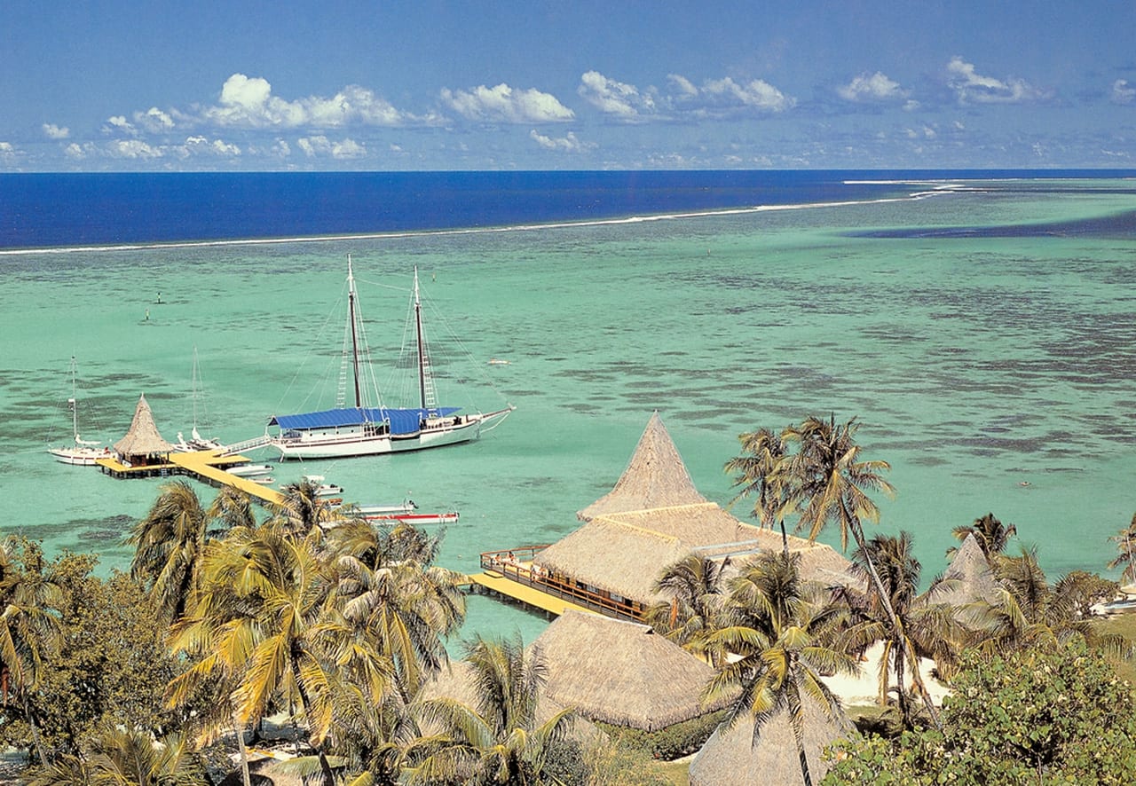 Beautiful Harbour Beach & Ocean