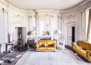 The Drawing Room Around the House By Ravensburger