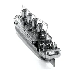 Titanic ship Boat