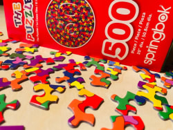 The Puzzler Round Puzzle Rainbow & Gradient