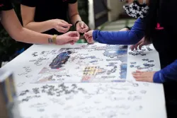 Woodland Skaters - Something's Amiss! Winter