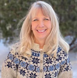 Nordic Knits - Something's Amiss! Quilting & Crafts