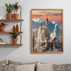Neuschwanstein - Compact Box Castle