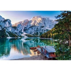 Emerald Lake Braies - Compact Box Landscape